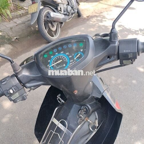 Bán 2xe 50cc Sirius 50cc và xe Kymco 50,cc