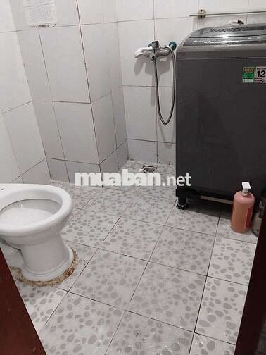 cho nữ thuê 1phòng ở bên trong 1căn chung cư