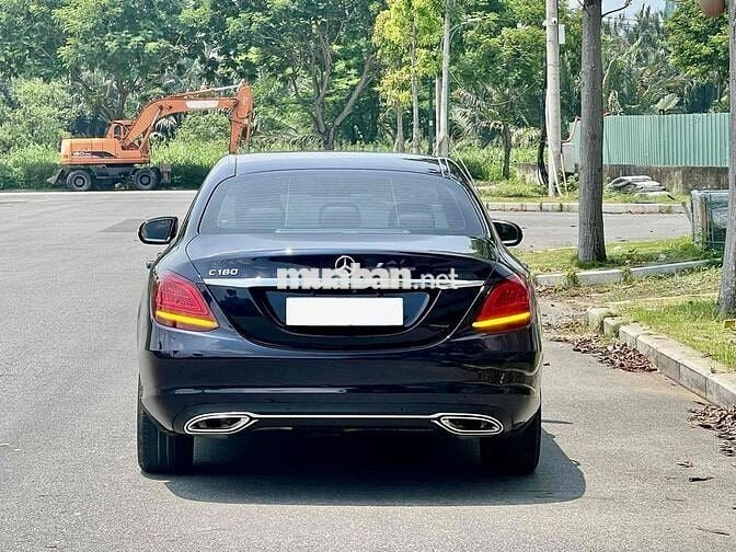Mercedes C180 2020 Sedan Xanh đen 28.000km