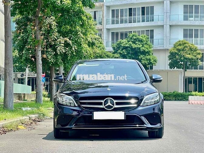 Mercedes C180 2020 Sedan Xanh đen 28.000km
