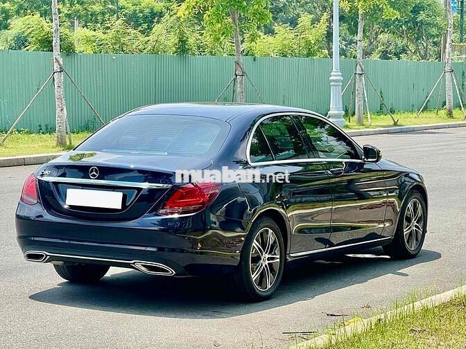 Mercedes C180 2020 Sedan Xanh đen 28.000km