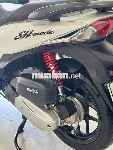 Honda SH Mode Trắng Đen Sporty Phố