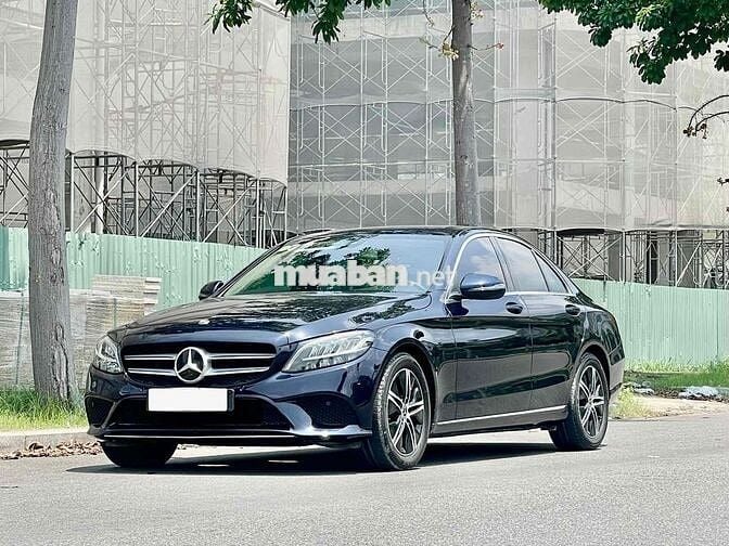 Mercedes C180 2020 Sedan Xanh đen 28.000km