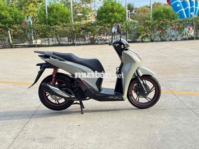 Honda SH 125 ABS 2023 Xám 9000 km