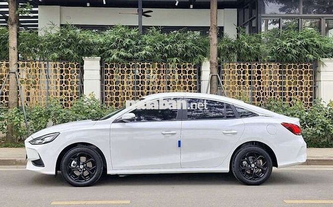 MG Đà Nẵng: MG5 STD Sedan Trắng 5 chỗ mới 100%