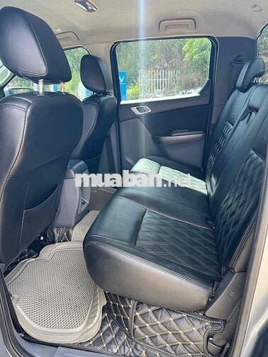 Mazda BT-50 Số sàn 2 cầu. cục máy zin nguyen bản.