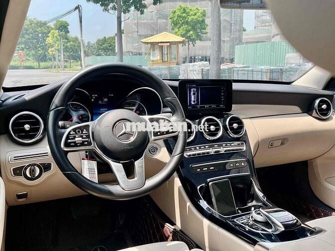 Mercedes C180 2020 Sedan Xanh đen 28.000km