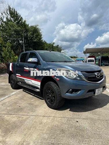 Mazda BT-50 Số sàn 2 cầu. cục máy zin nguyen bản.