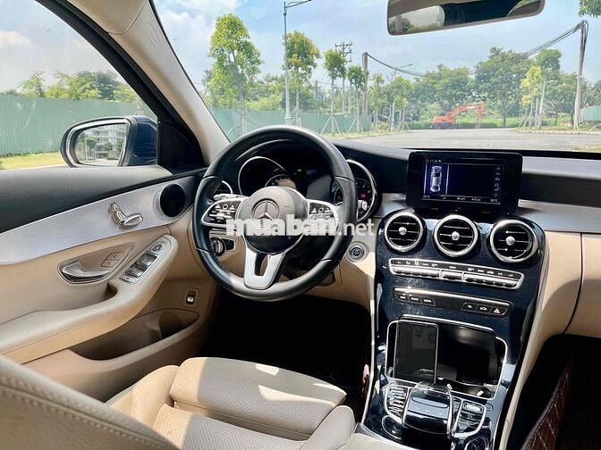 Mercedes C180 2020 Sedan Xanh đen 28.000km