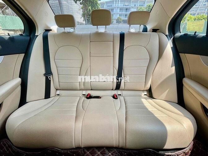 Mercedes C180 2020 Sedan Xanh đen 28.000km