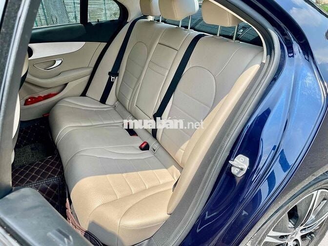 Mercedes C180 2020 Sedan Xanh đen 28.000km