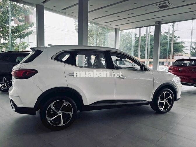 MG HS Luxury SUV Trắng Luxury mới 100%