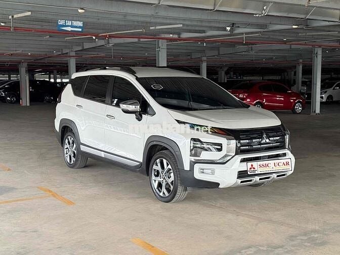Mitsubishi Xpander Cross 2023 Xe gia đình