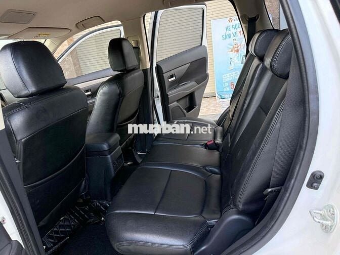 Mitsubishi Outlander 2019 Số tự động Trắng