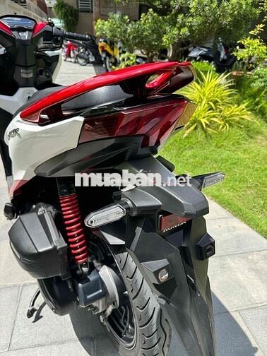 Click 150 Thái 2022 Trắng Đỏ nguyên rin