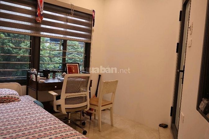 Nhà tập thể đẹp, trung tâm, tiện ích vô vàn, giá tốt