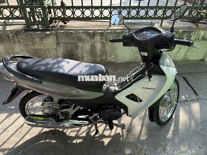 Honda Wave Trắng 23602 km
