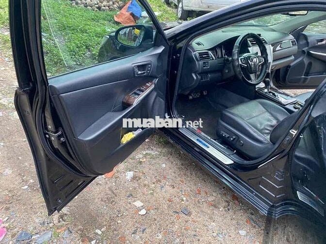 Toyota Camry 2015 2.5 Q Đen 100nghin km