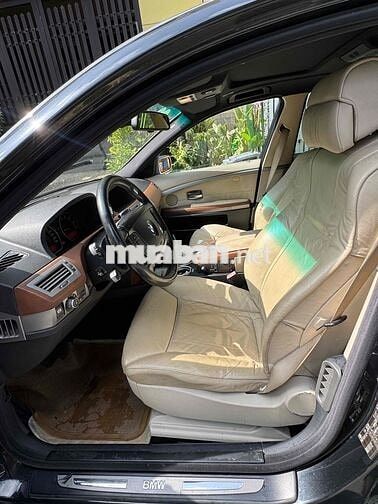 BMW 750Li Đen Da cao cấp 5 chỗ