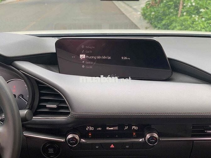 Mazda Mazda 3 Luxury 2023 Trắng 37.172 km