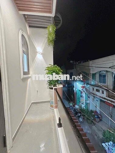 🆘2 TẦNG | 54M2 ( 4 x 14) - GIÁP TÊN LỬA - ĐƯỜNG 6M - 3PN ( Pn TRỆT)