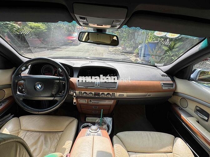 BMW 750Li Đen Da cao cấp 5 chỗ