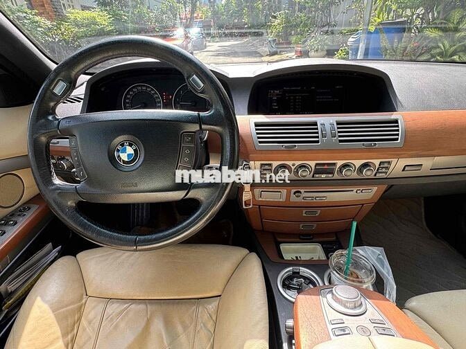 BMW 750Li Đen Da cao cấp 5 chỗ