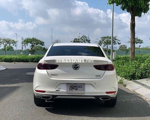 Mazda Mazda 3 Luxury 2023 Trắng 37.172 km
