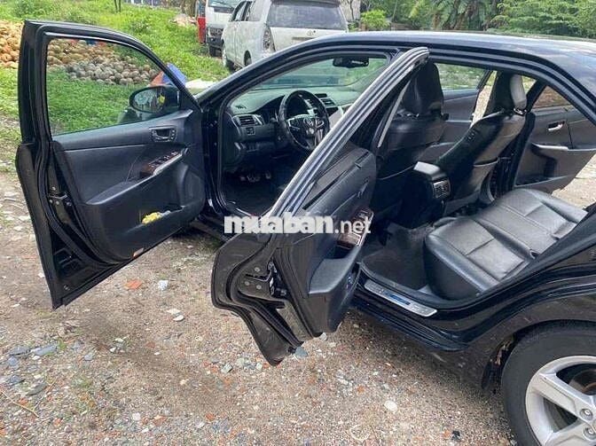 Toyota Camry 2015 2.5 Q Đen 100nghin km