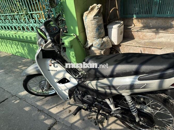 Honda Wave Trắng 23602 km