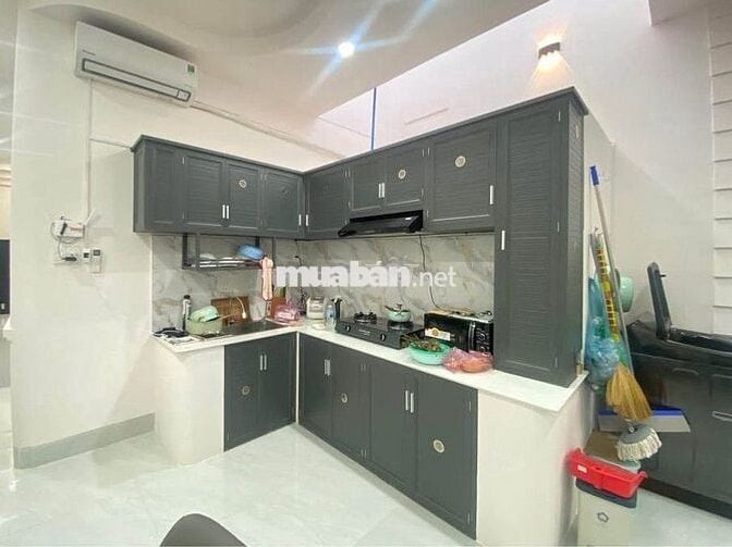 Cần tiền chủ bán gấp căn nhà 123,6m2 đường Lê Thị Sắc Tân Phú Trung 