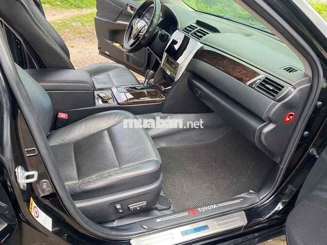 Toyota Camry 2015 2.5 Q Đen 100nghin km