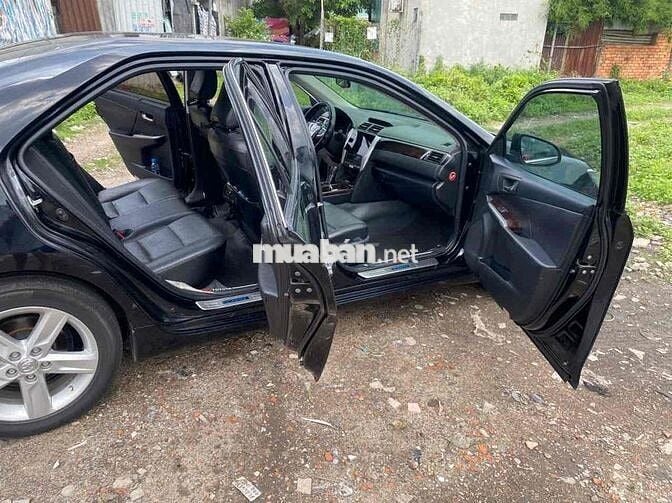 Toyota Camry 2015 2.5 Q Đen 100nghin km