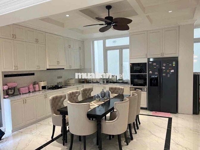 cho thuê nhà đường Huỳnh Tấn Phát 7 pn, 7wc