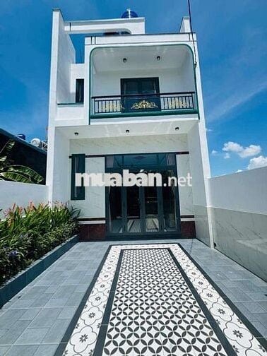 Bán nhà ngộp SHR 5×17 gần Cầu Lớn Hóc Môn, 3PN 3WC hoàn công