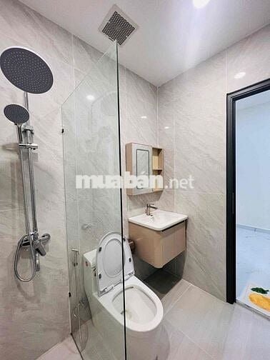 Nhà Mới Sổ Riêng 5x20, 3 phòng ngủ đg Lê Văn Lương, gần cầu Rạch Dơi