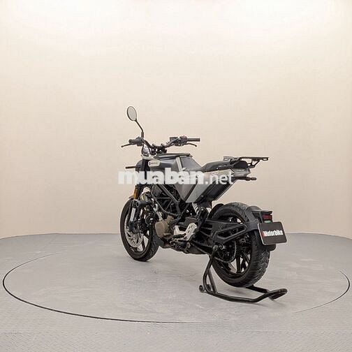 Husqvarna Svartpilen 200 2021 Xám 48767 km