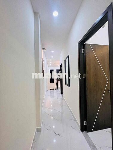 Nhà Mới Sổ Riêng 5x20, 3 phòng ngủ đg Lê Văn Lương, gần cầu Rạch Dơi