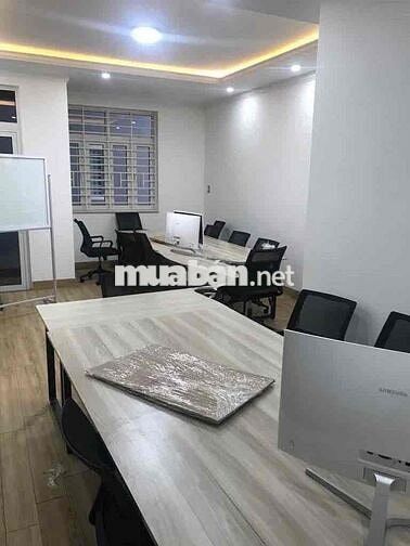 Nhà nguyên căn Phan Đăng Lưu Q. Phú Nhuận – Ngang 9m – 33 triệu/tháng