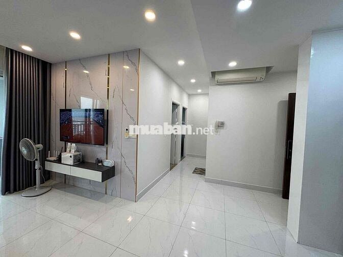 cần bán căn hộ Sunrise Riverside, xã Nhà Bè, có sổ hồng riêng