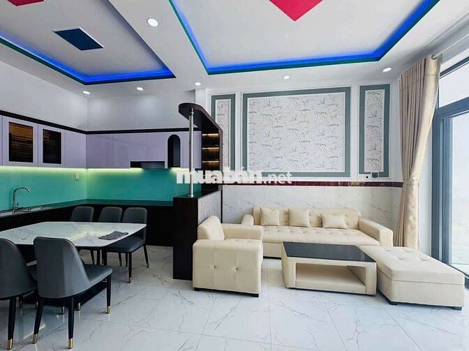 Bán nhà ngộp SHR 5×17 gần Cầu Lớn Hóc Môn, 3PN 3WC hoàn công