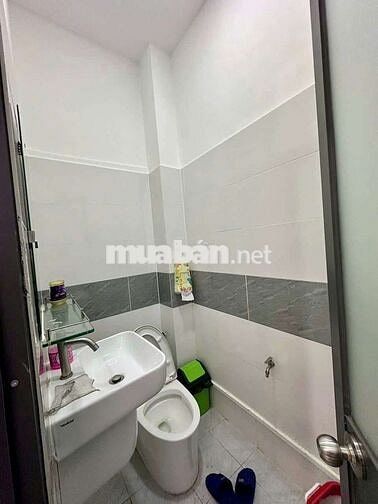 CHO THUÊ NHÀ MẶT TIỀN KINH DOANH ĐỖ THÚC TỊNH P12 2PN 3WC