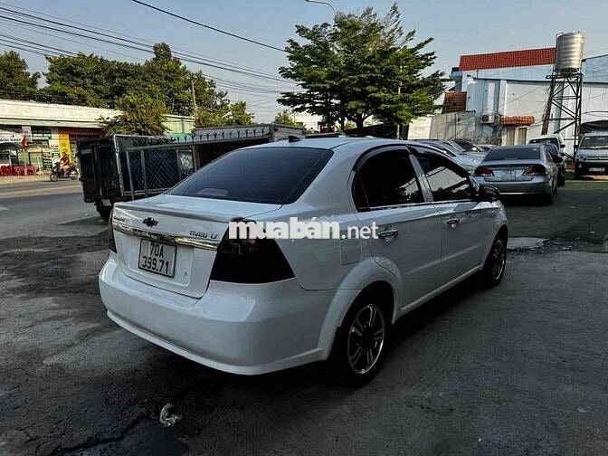 Chevrolet Aveo LT 2015 Xăng 1.5L Cực Đẹp