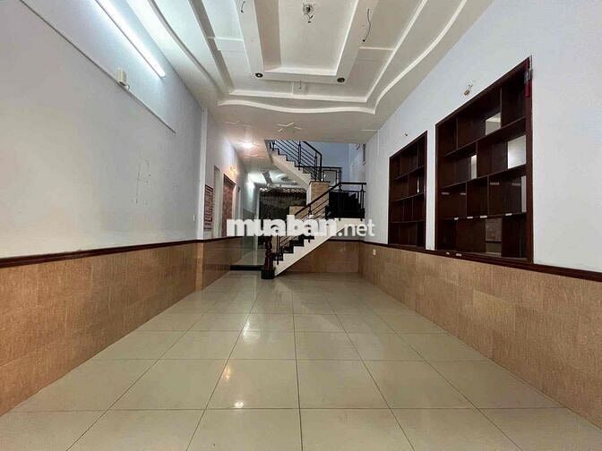 cho thuê nhà 3 lầu 4pn 5 vs hẻm xe hơi