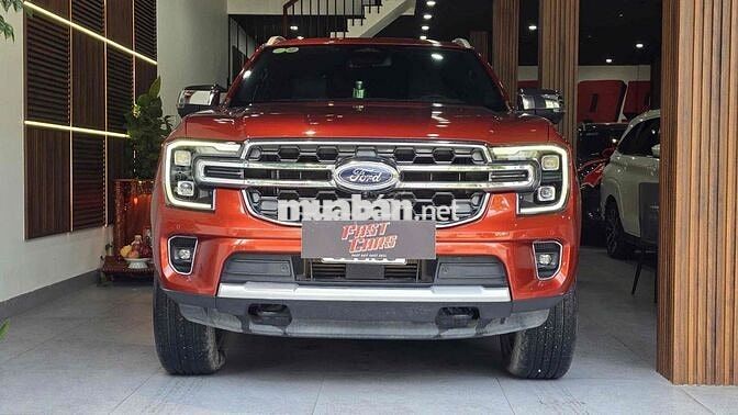 Ford Everest Titanium 2 cầu 2022 41.000 km Đỏ cam