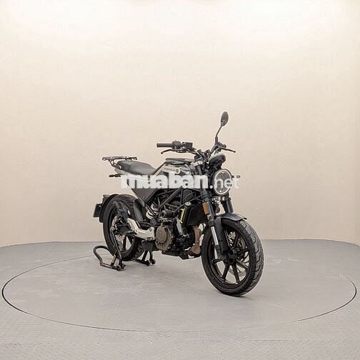Husqvarna Svartpilen 200 2021 Xám 48767 km