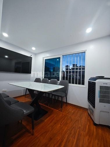 Bán nhà tập thể tầng 3 diện tích 85m2, 4 ngủ, 2 VS, giá  6,399 tỷ