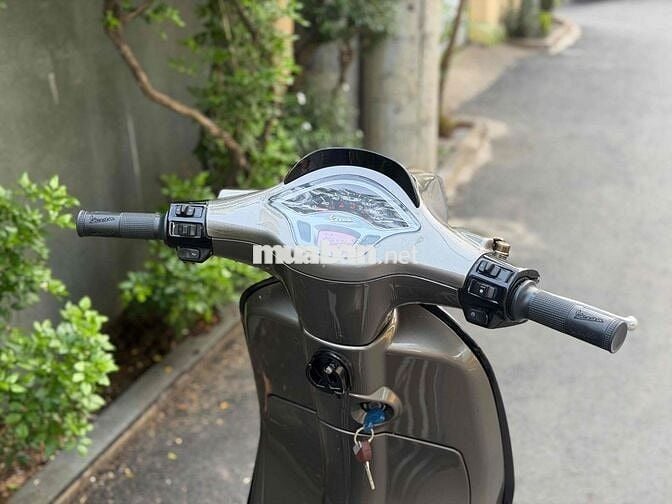 Piaggio Vespa Sprint 125 2015 Xám