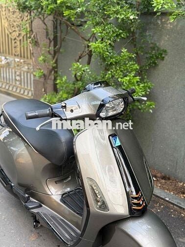 Piaggio Vespa Sprint 125 2015 Xám
