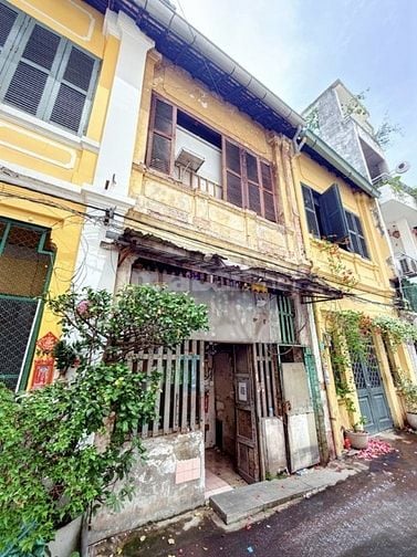 Bán nhà cũ tiện xây mới Nguyễn Công Trứ Q.1 - 4,5m x 24,5m giá 26 tỷ